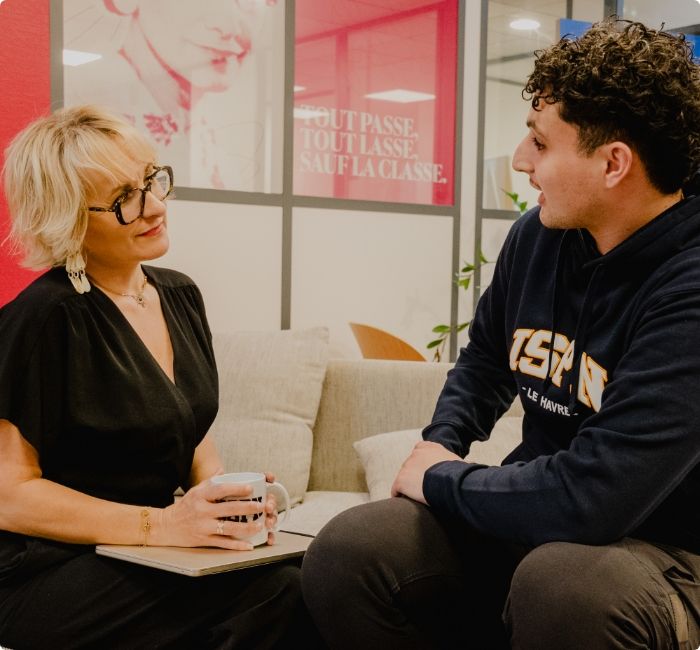 Discussion entre alternant et responsable ISPN