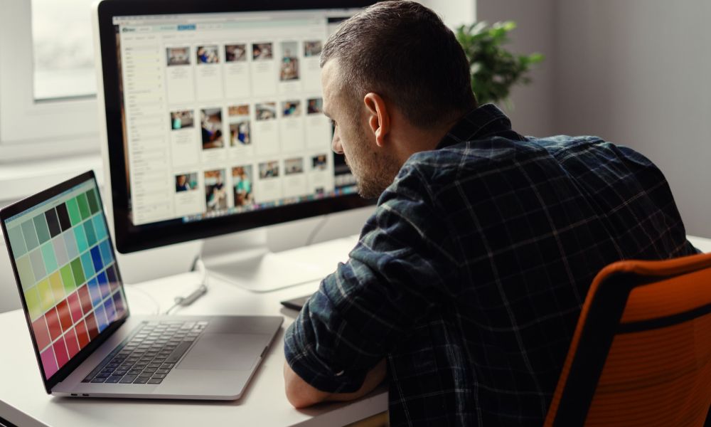 BAC +3 Chargé(e) de communication