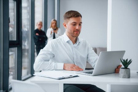 Chargé de relation client (H/F) en alternance