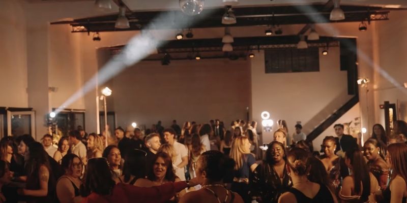 Les Bals de Promo de l’ISPN : Une Tradition Inoubliable ! 🎓✨