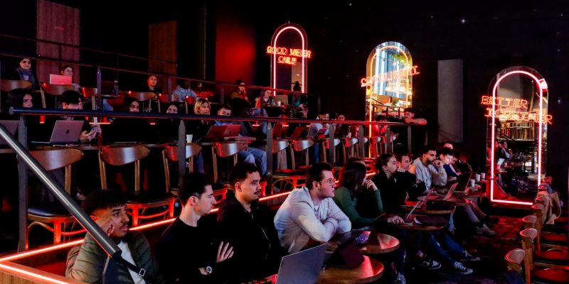 🚀 Former nos étudiants en management, commerce et RH à l’IA : un enjeu clé pour l’avenir !